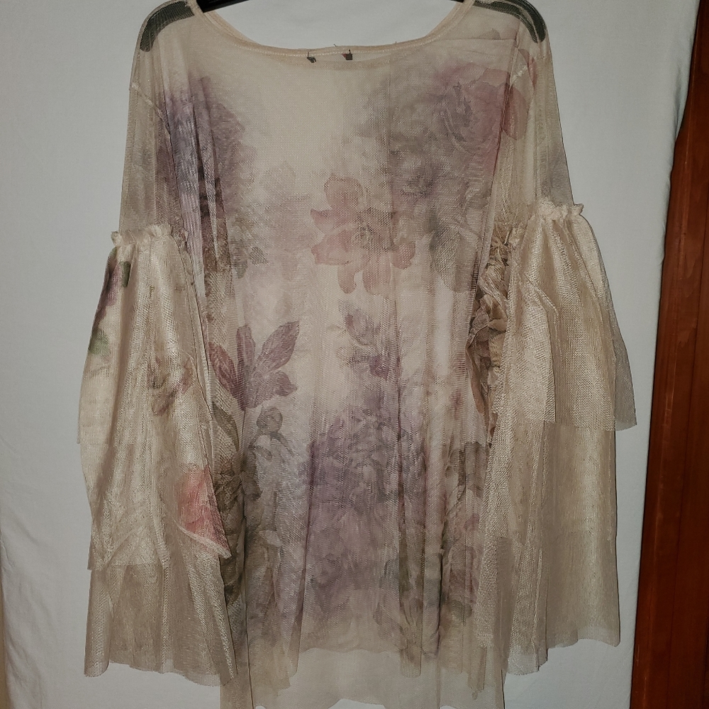 Rue 21 Sheer Floral Pullover Top with Tiered Bell Sleeves, Size XXXL - Picture 4 of 4